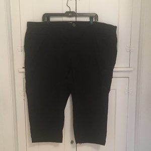 Black Sonoma Lifestyle Mid-Rise Capris - 22W